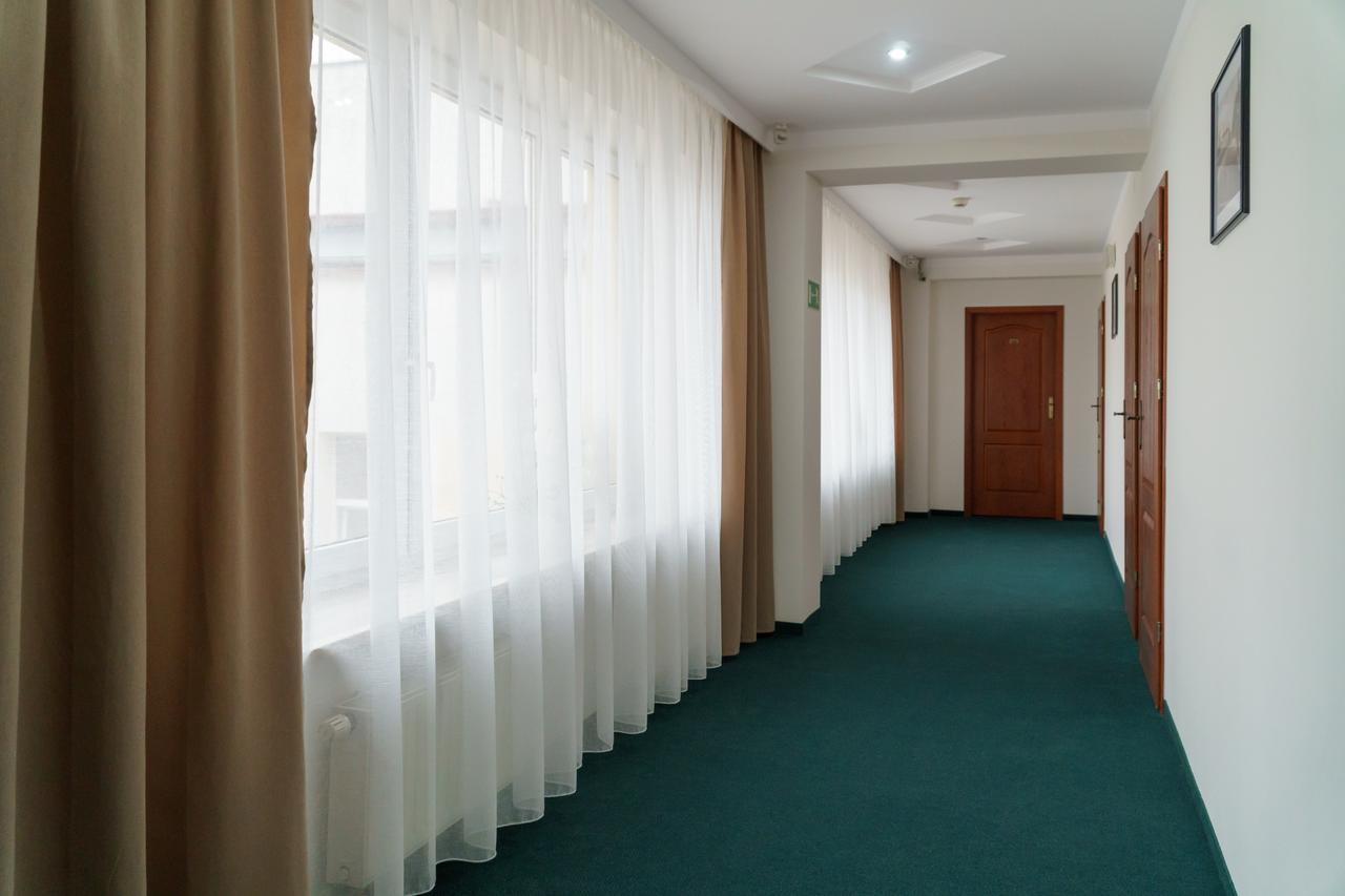 Tomaszów Mazowiecki Hotel Mazowiecki מראה חיצוני תמונה